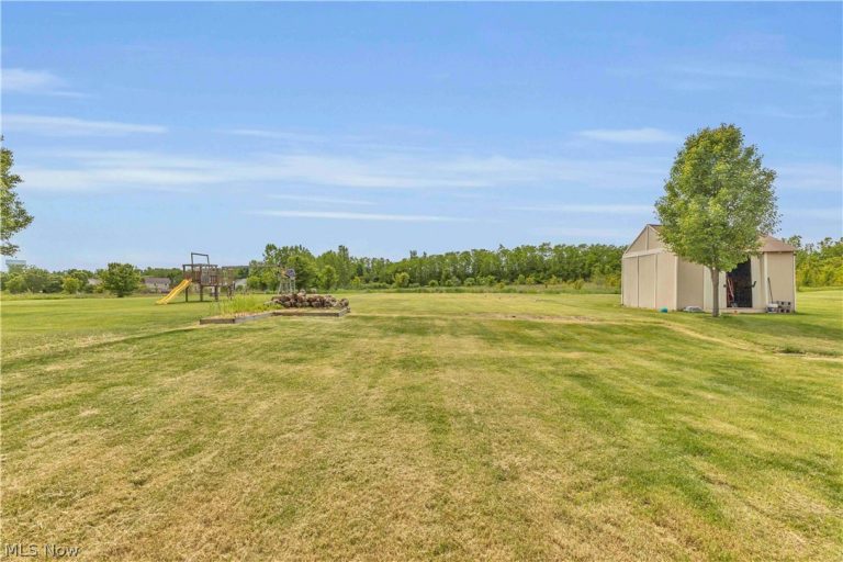 966 Chadwick Lane, Medina, OH - Photo 8