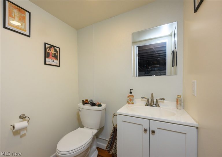 354 Fair Avenue, New Philadelphia, OH - Photo 5