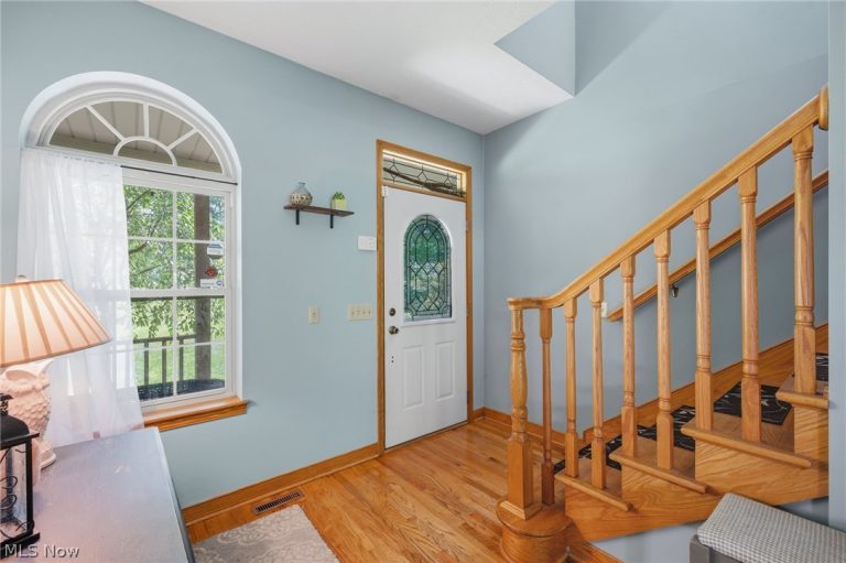 6308 Manchester Road, New Franklin, OH - Photo 3