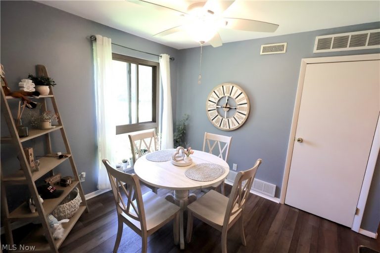 1115 Canyon View Road #403, Sagamore Hills, OH - Photo 5