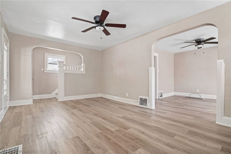 625 Wyandot Avenue, Akron, OH - Photo 5