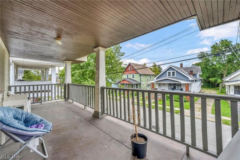 2822 Saratoga Avenue, Cleveland, OH - Photo 8
