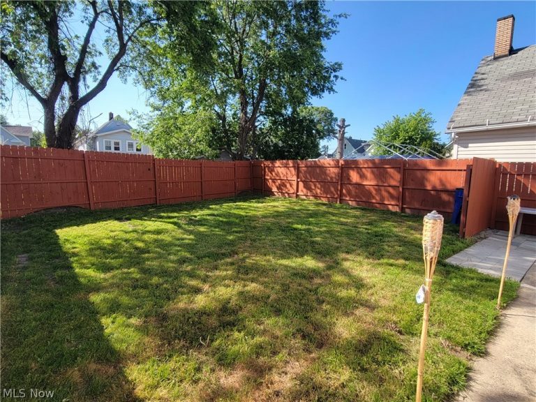 3594 60th Street, Cleveland, OH - Photo 8