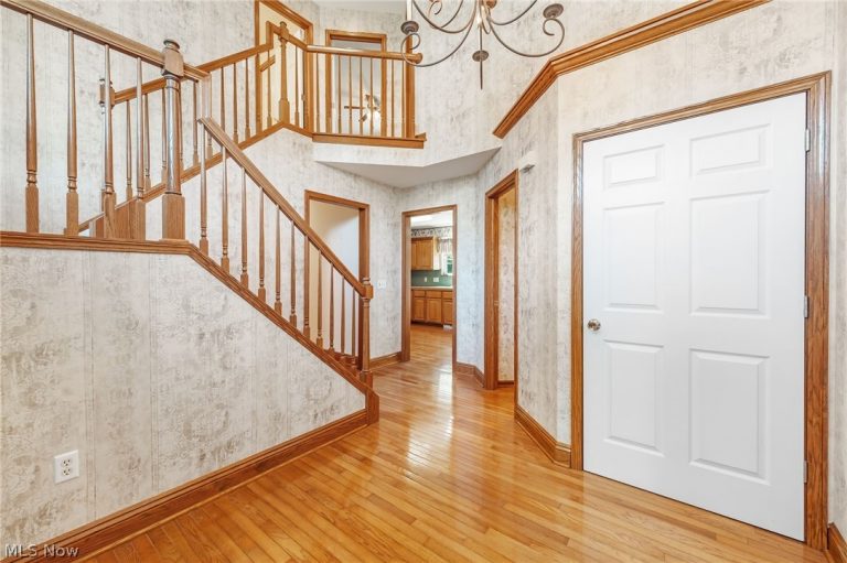 1179 Vineyard Drive, Medina, OH - Photo 3