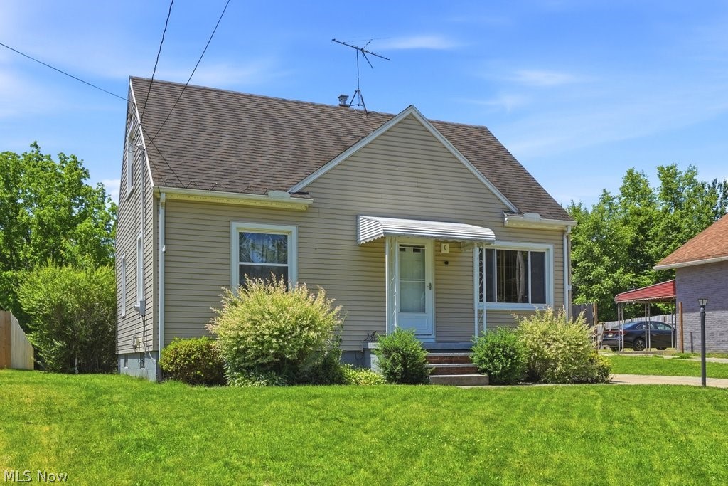 744 Utica Avenue, Akron, OH
