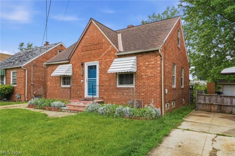 13416 Crossburn Avenue, Cleveland, OH - Photo 2