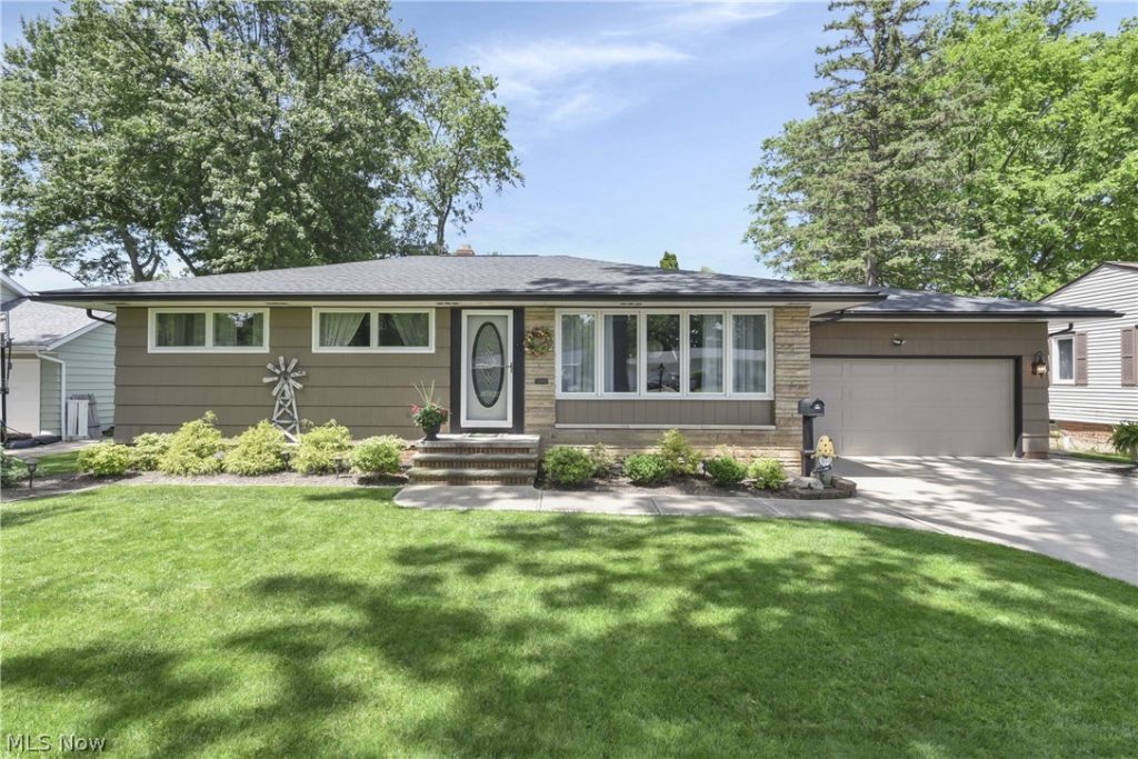 22720 Sycamore Drive, Fairview Park, OH