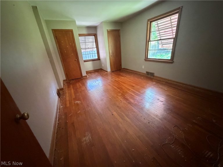 4808 Monticello Boulevard, Richmond Heights, OH - Photo 6
