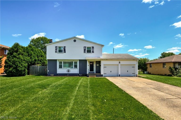 2493 Birchwood Drive, Austintown, OH, 44515