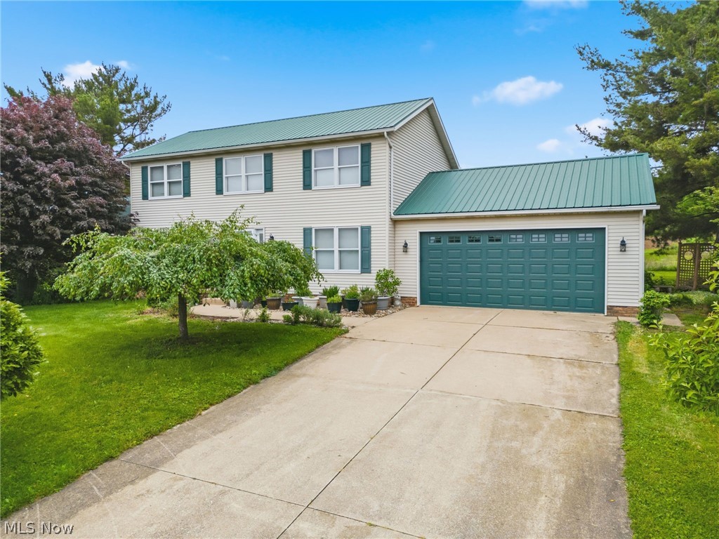4839 Manchester Avenue, Navarre, OH