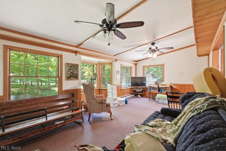 16203 Mock Road, Berlin Center, OH - Photo 2