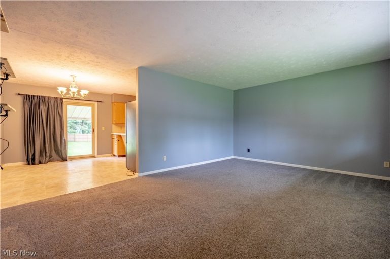 5900 Hancock Street, Canton, OH - Photo 4