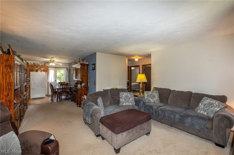 4813 Center Road, Brunswick, OH - Photo 4