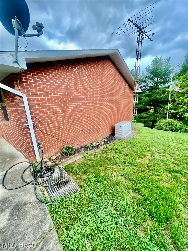 1805 Lee Creek Rd, Belleville, WV - Photo 5