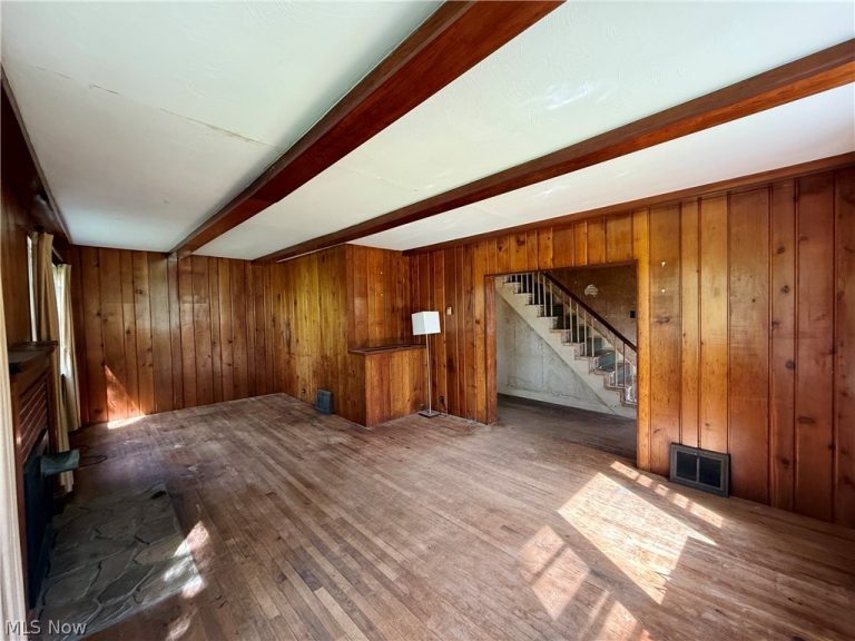 1388 Sherman Street, Geneva, OH - Photo 8