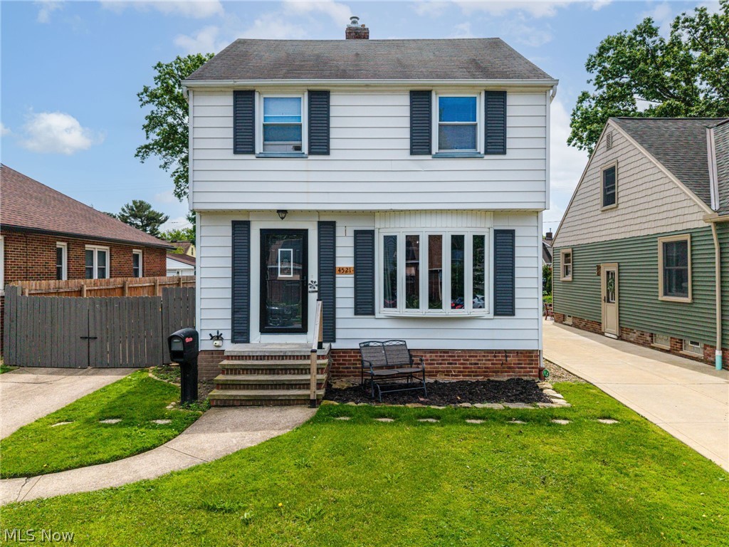 4521 Torrington Avenue, Parma, OH