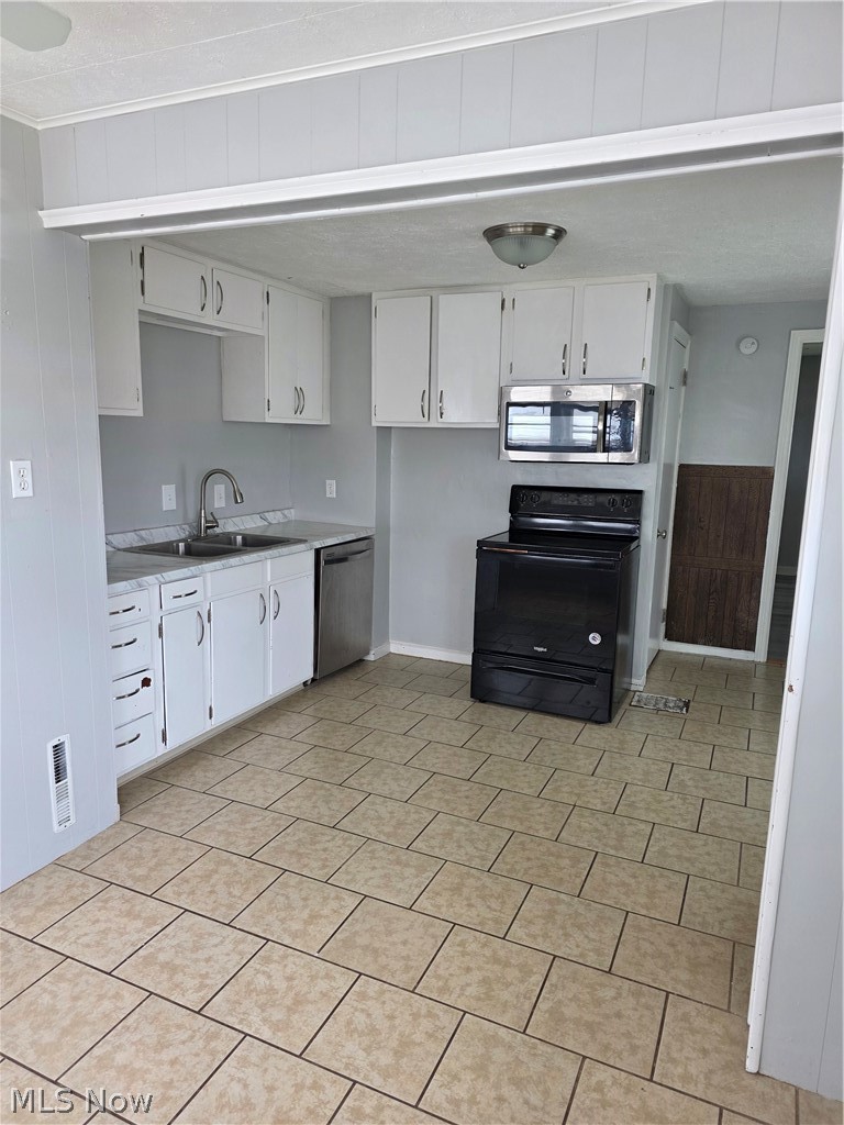 1309 Orange St, Coshocton, OH - Photo 4