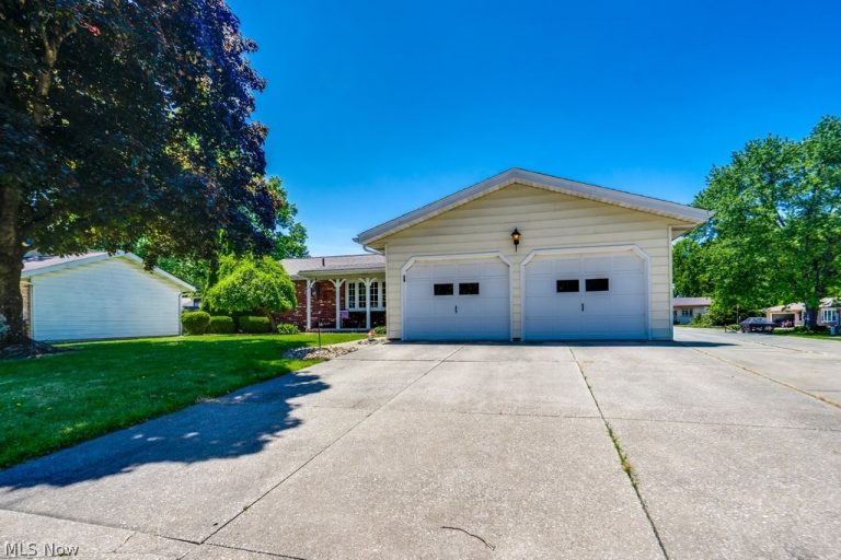 533 Louise Street, Ravenna, OH - Photo 2