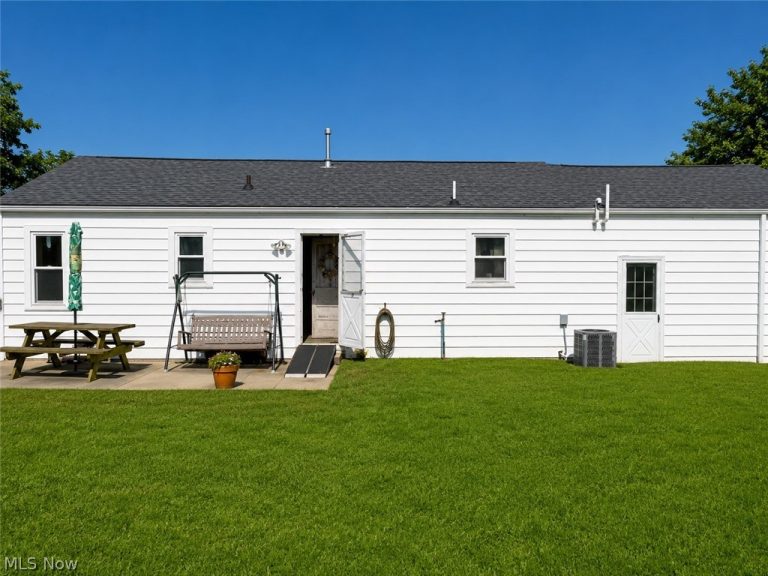 4453 19th Avenue, Parkersburg, WV - Photo 2