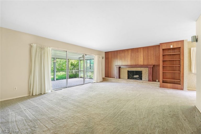 82 Barberry Drive, Berea, OH - Photo 3