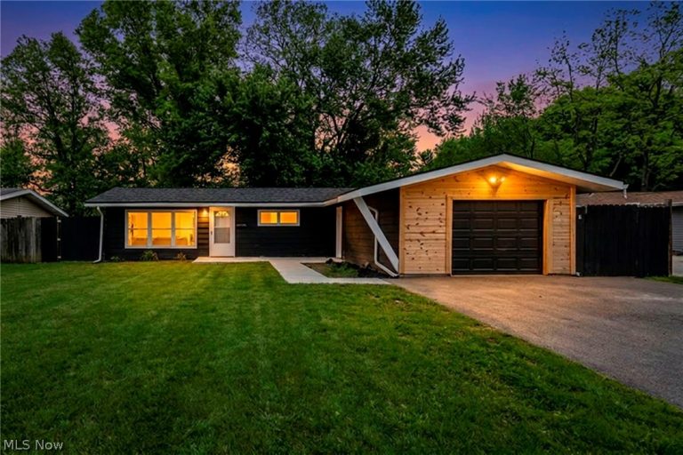 9151 Cranbrook Drive, Northfield Center, OH, 44067