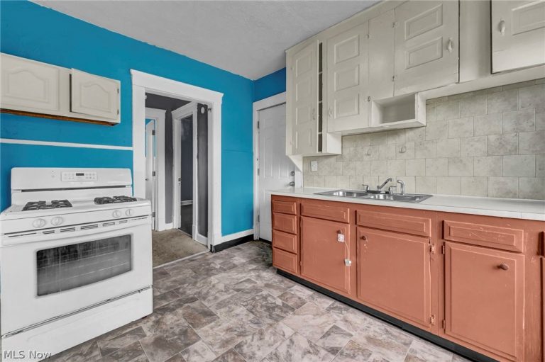 1011 East 140, Cleveland, OH - Photo 5