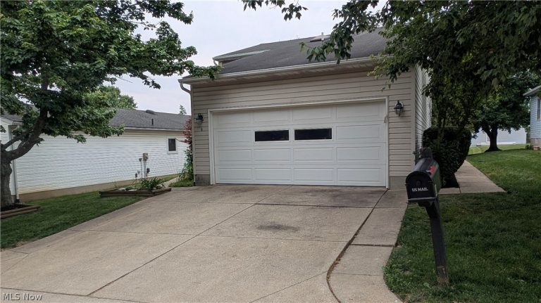 144 Royal Crest Drive, Seville, OH - Photo 2