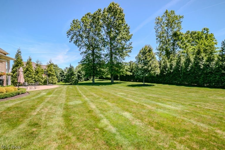 6300 Ox Ridge Trail, Highland Heights, OH - Photo 6
