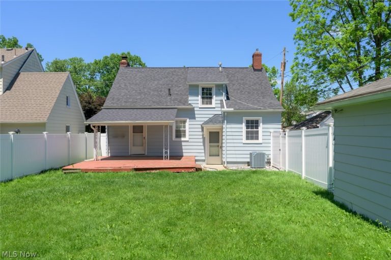 257 Maywood Drive, Youngstown, OH - Photo 6