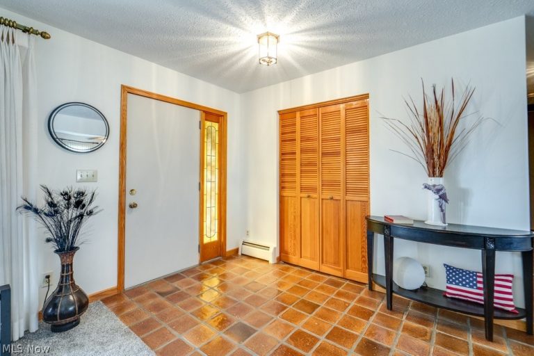 317 Linwood Avenue, Akron, OH - Photo 3