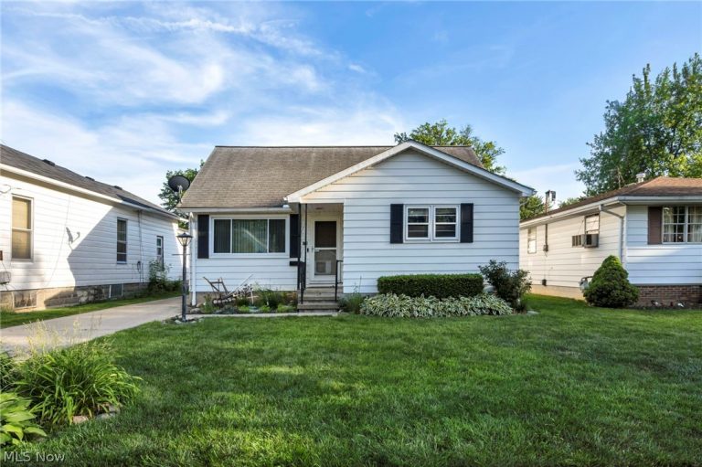 179 Caroline Street, Elyria, OH, 44035