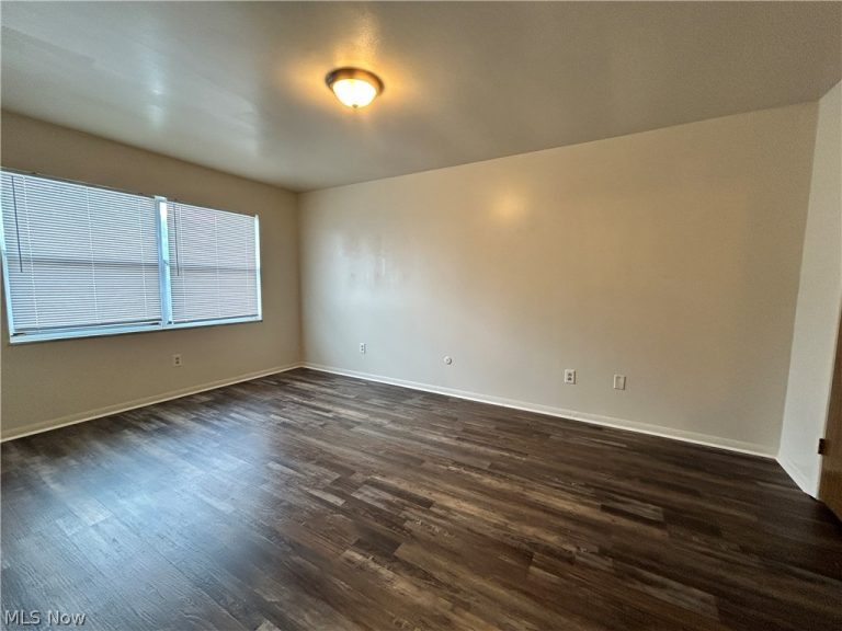 4313 Earl Drive #B7, Steubenville, OH - Photo 8