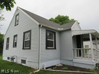1936 Lakeview Avenue, Lorain, OH - Photo 4