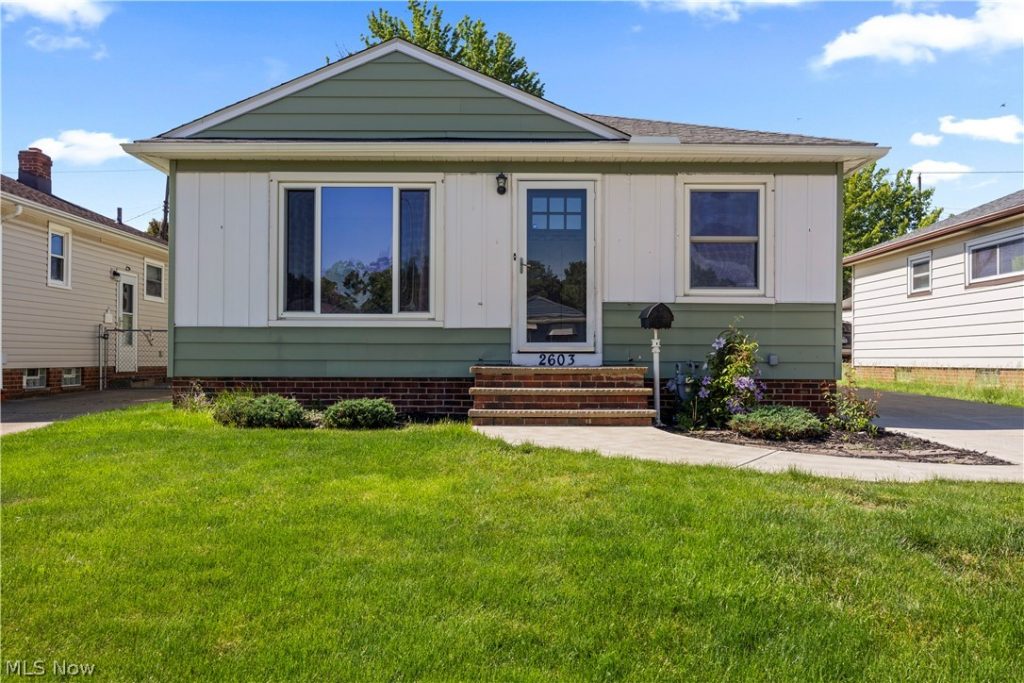 2603 Center Drive, Parma, OH