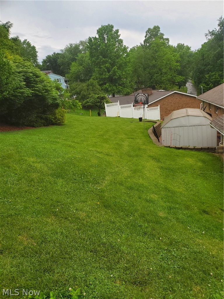 1 Wildwood Road, St Clairsville, OH - Photo 3