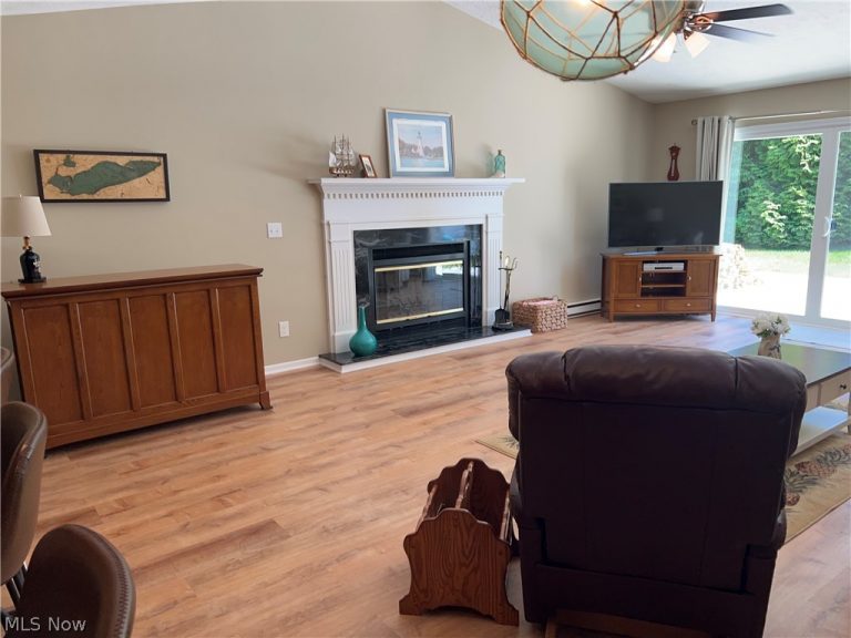 404 Leisure Drive, Huron, OH - Photo 5