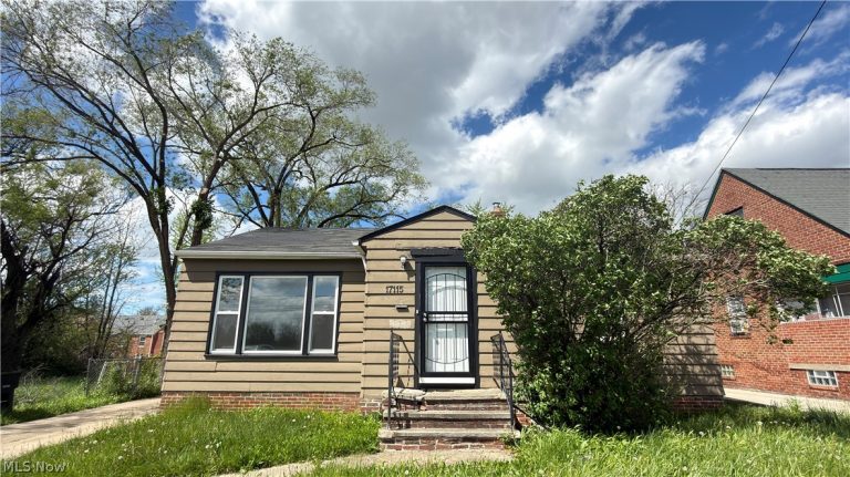17115 Harvard Avenue, Cleveland, OH, 44128