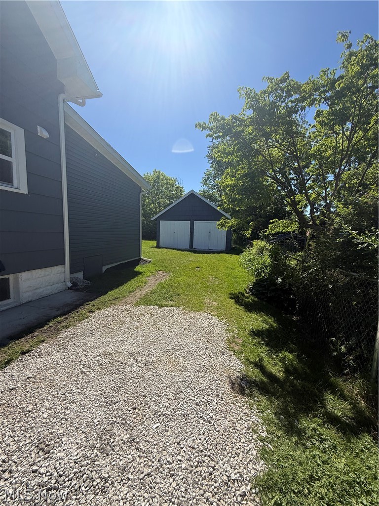 586 Brittain Road, Akron, OH - Photo 2