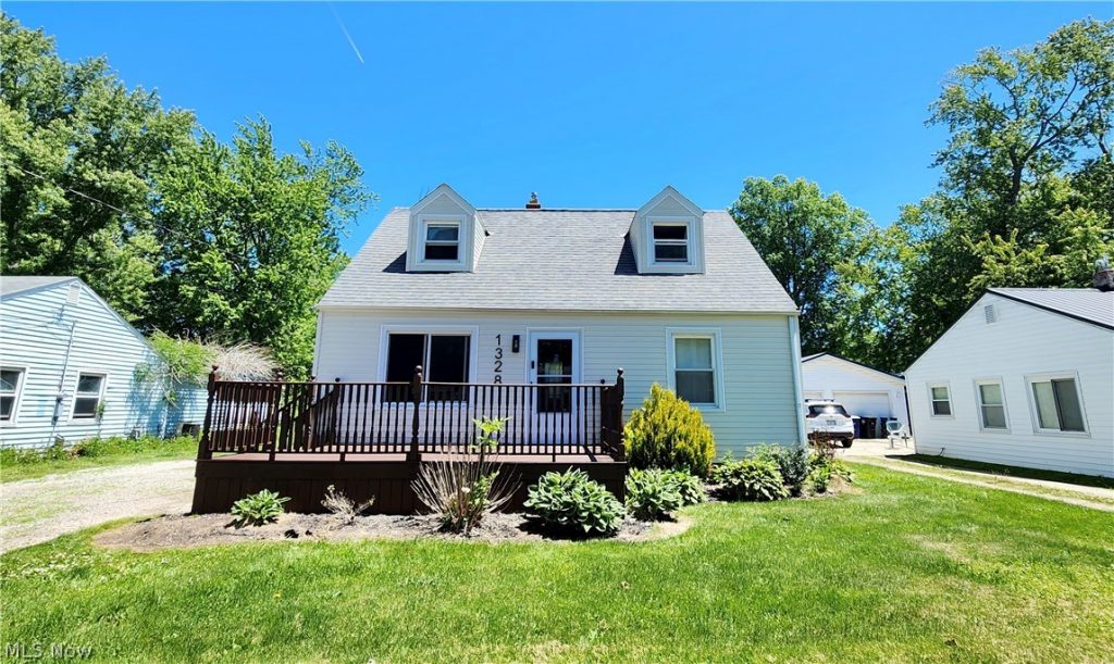 1328 Myrtle Avenue, Ashtabula, OH