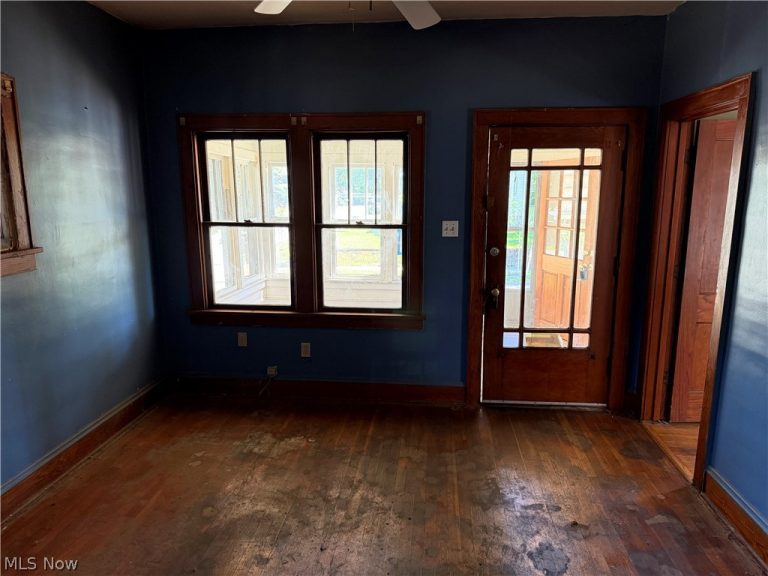 1027 Austin Avenue, Akron, OH - Photo 6