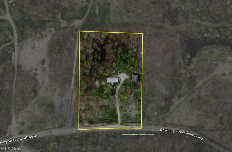 2167 Downing Street, East Sparta, OH, 44626