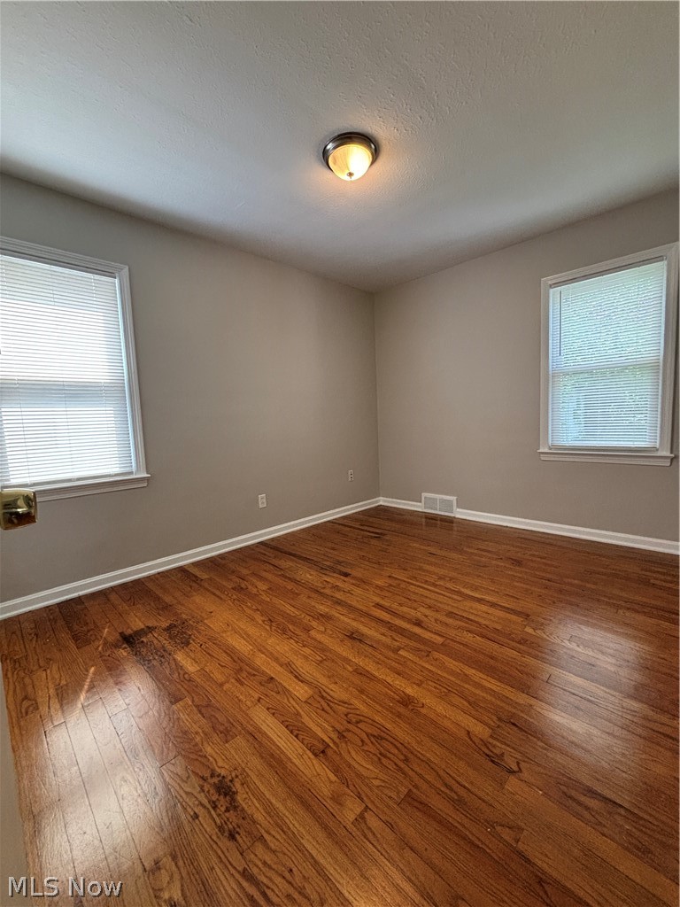 12708 Maple Leaf Drive, Garfield Heights, OH - Photo 8