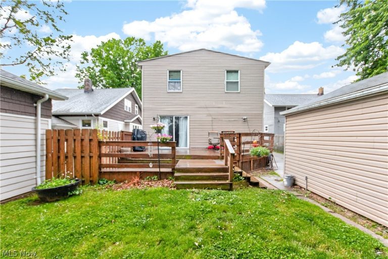6806 Dartworth Drive, Parma, OH - Photo 4