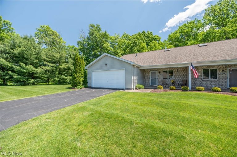 535 Wilcox Road, Youngstown, OH - Photo 6
