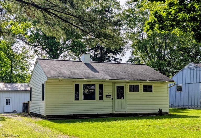 50 Circle Drive, Medina, OH - Photo 2