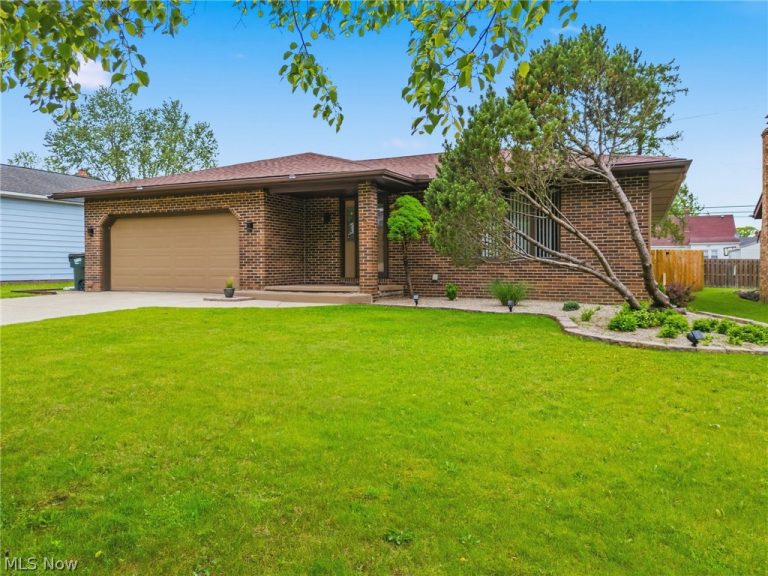13255 Milo Road, Garfield Heights, OH - Photo 2