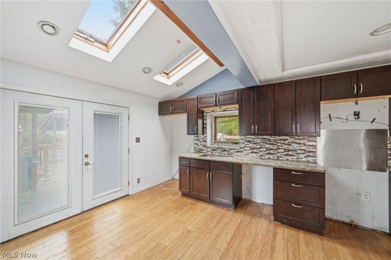 13416 Crossburn Avenue, Cleveland, OH - Photo 4