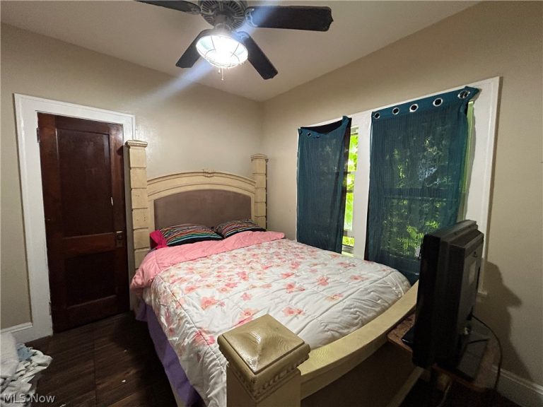 1467 173rd Street, Cleveland, OH - Photo 6