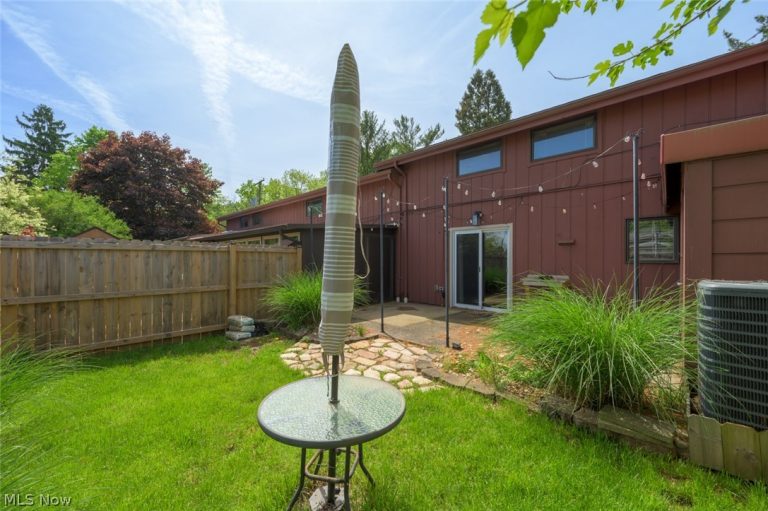 6235 Gladys Street #2, Ravenna, OH - Photo 5