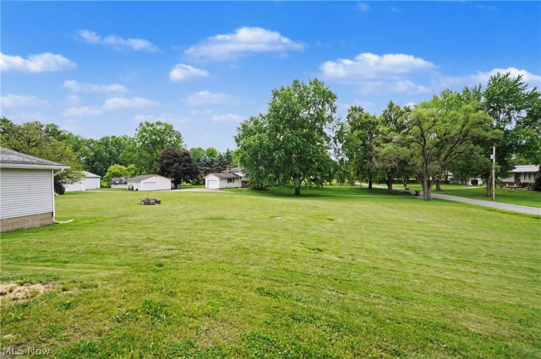 2622 Tallmadge Rd, Ravenna, OH - Photo 4